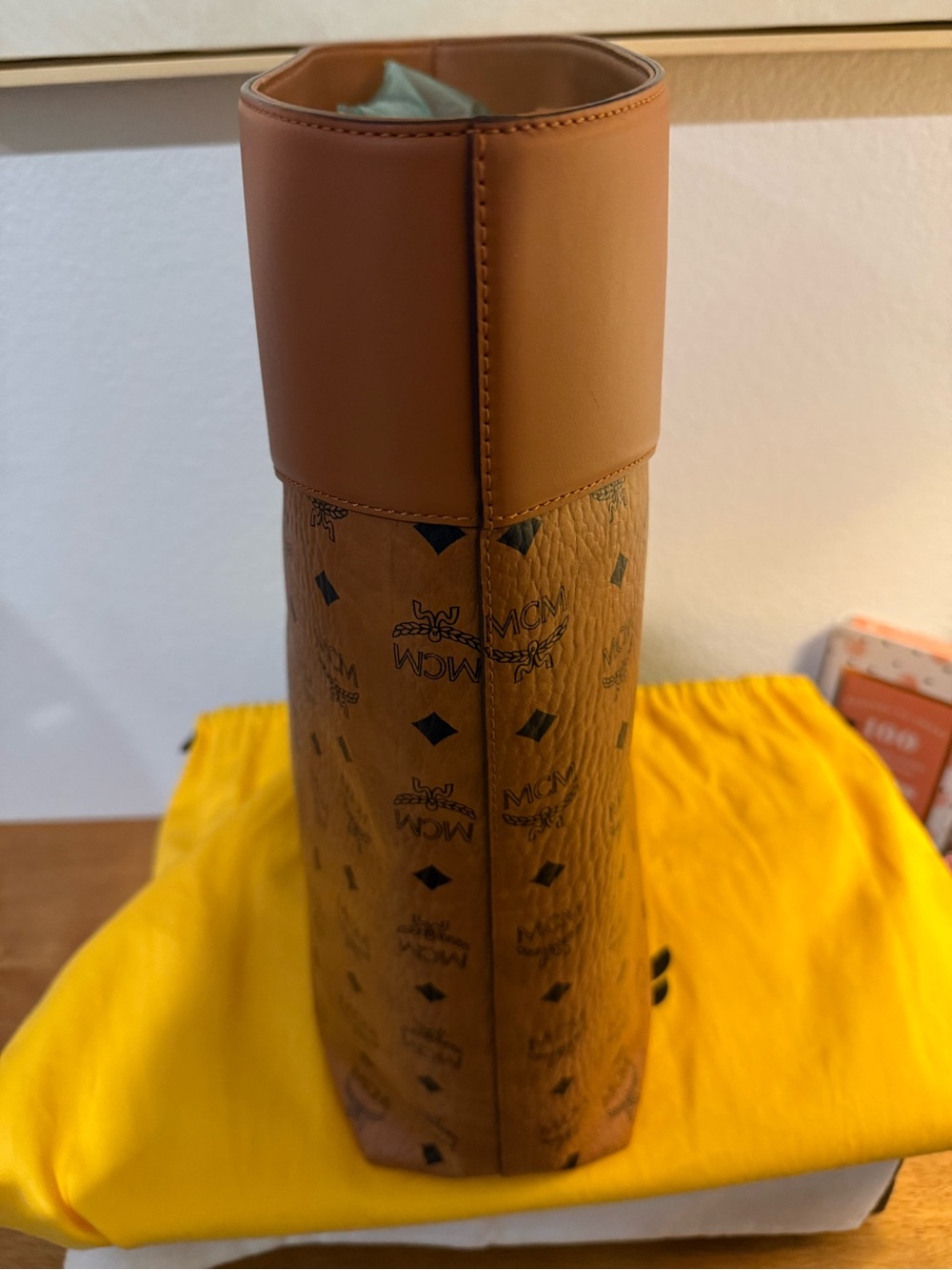Mcm two-way handbag and tote - Picture 4 of 10
